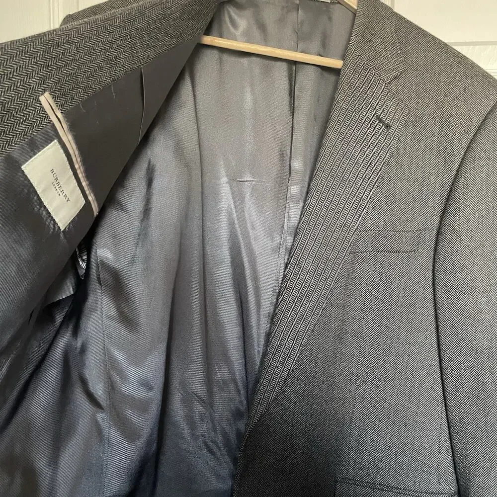 Burberry London Blazer Mens 46 Long Grey Herringbone 100% Wool Kensington Jacket